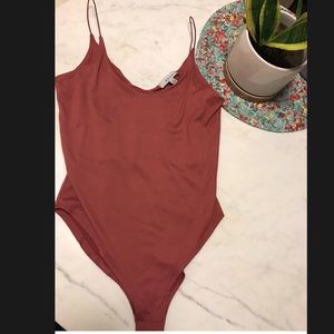 ⭐️ 3 ITEMS FOR $15 ⭐️ bodysuit